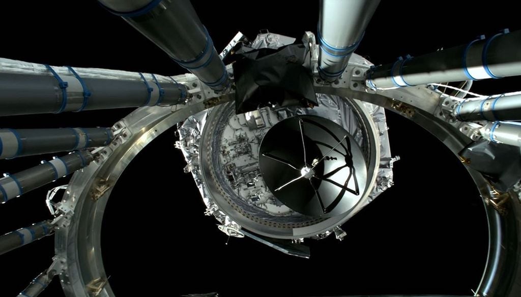 Vista de Roman tras la separación de la nave espacial de la etapa superior, iniciando su viaje en solitario hacia la órbita. Crédito: NASA.