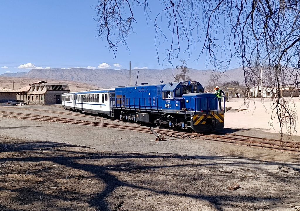 Tren turístico Arica - Poconchile - Central. Tren turístico Arica - Poconchile - Central.