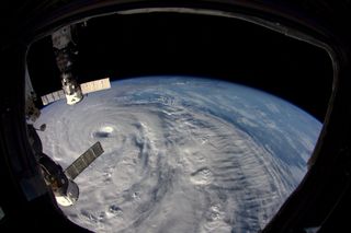 El ojo del Neoguri