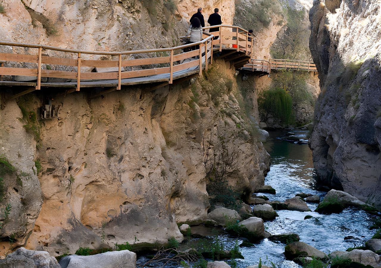 Uno de los tramos del Sendero de las Cerradas. Foto: Ayuntamiento de Castril.