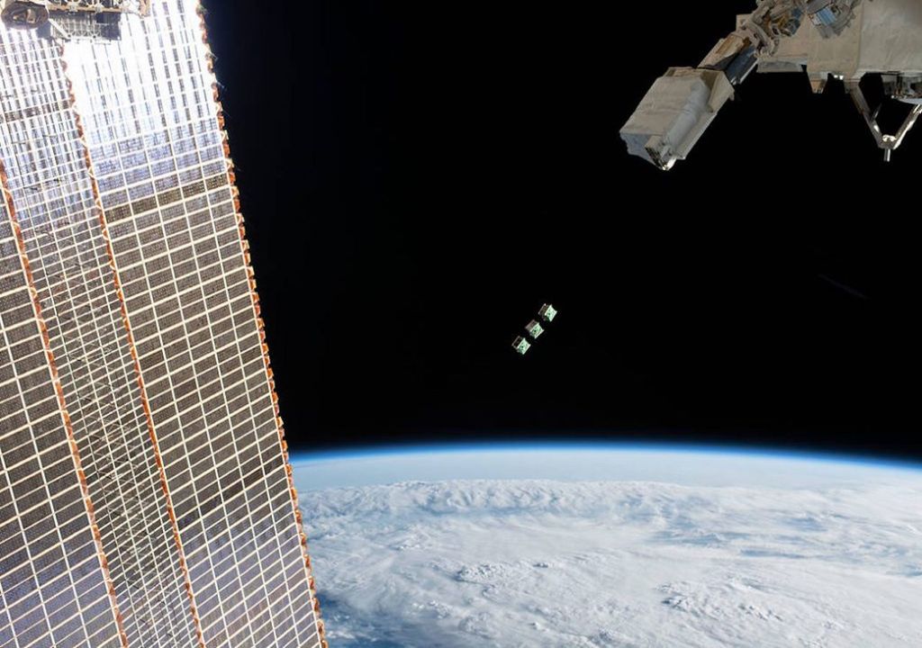 CubeSats, nanosatélites, nanotecnología espacial CubeSats, nanosatélites, nanotecnología espacial