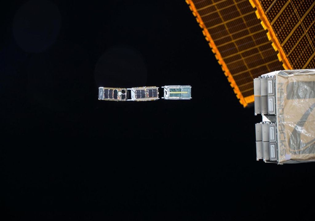 Nanosatélites, CubeSats y Kibo Nanosatélites, CubeSats y Kibo