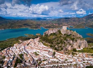El pueblo blanco de Andalucía que sigue fuera del radar turístico