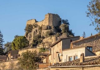 El pueblo de Barcelona que no sale en las guías y es un refugio medieval que navega entre la historia y el olvido