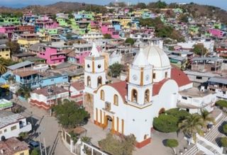 El pueblo de Guerrero que no sale en las guías y tiene el mejor pozole estilo costeño