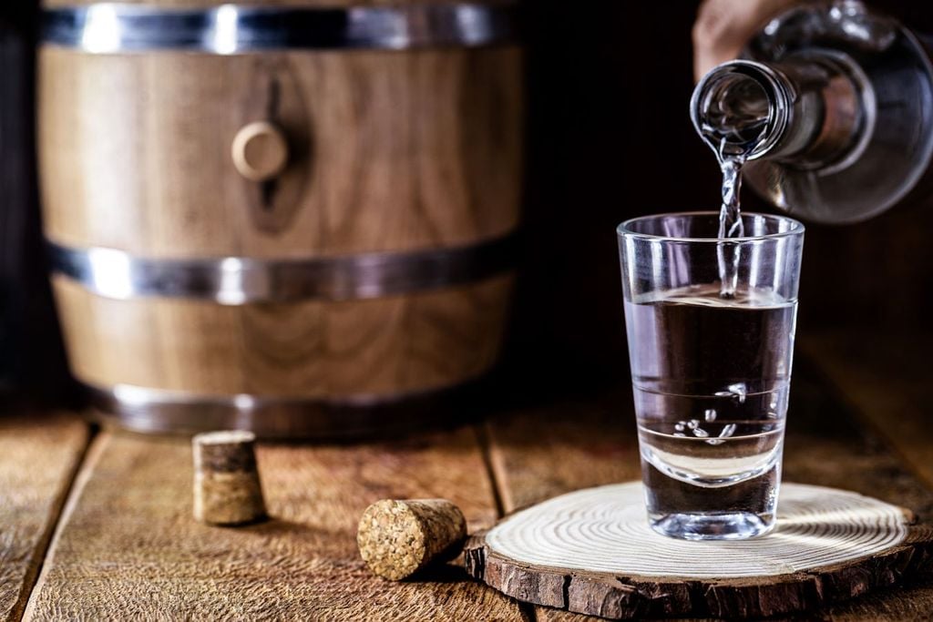 Lo primero que se aprende en la Ruta del Tequila es que éste se toma sólo, derecho Lo primero que se aprende en la Ruta del Tequila es que éste se toma sólo, derecho