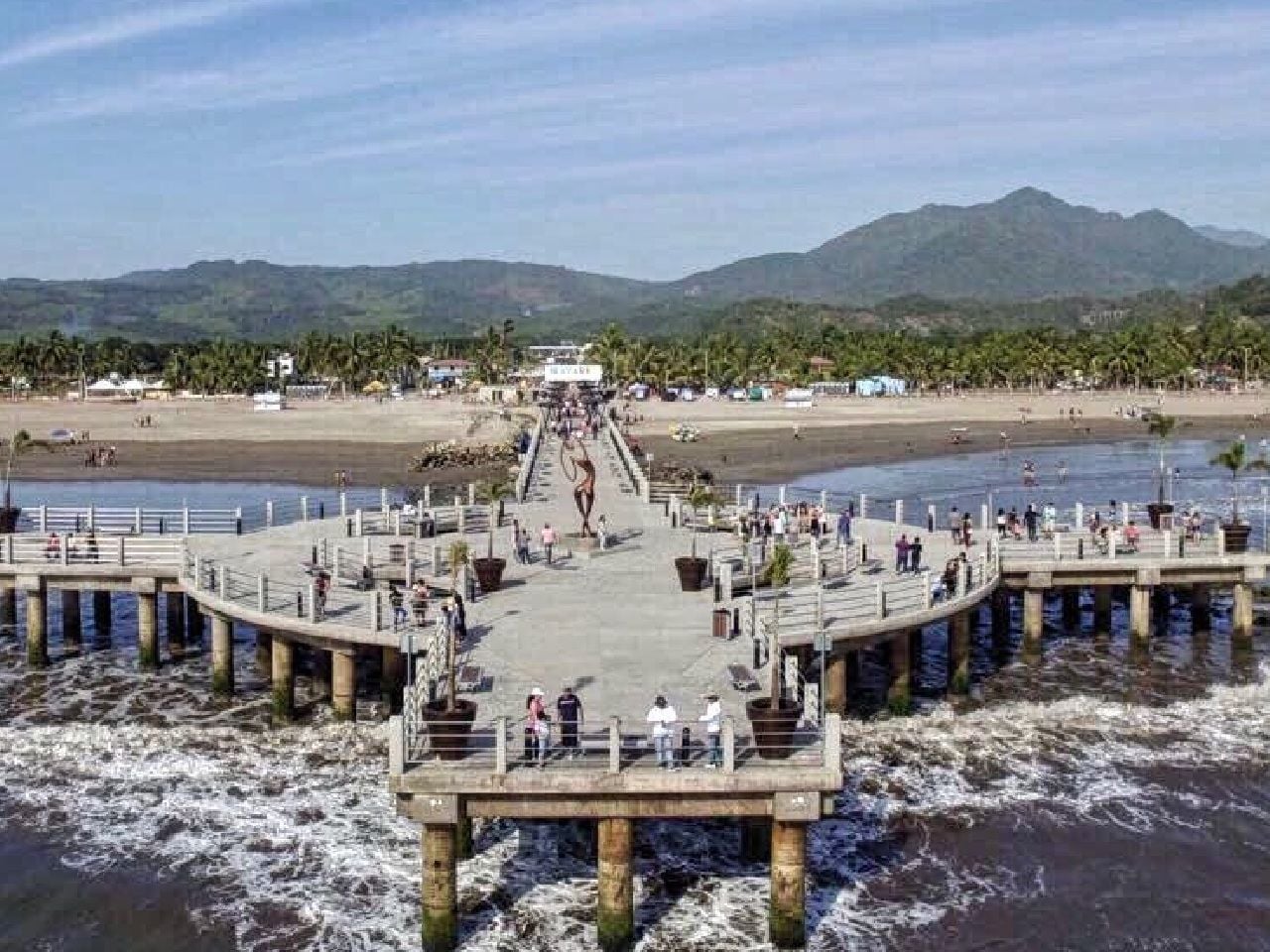 Impresionante Malecón del Pueblo Mágico y Puerto Marítimo. Imagen tomada de @SecturNayarit