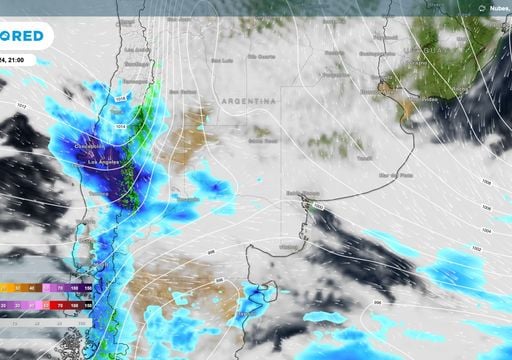 El r&iacute;o atmosf&eacute;rico cumpli&oacute; el pron&oacute;stico: lluvias extremas golpearon la Patagonia y el Zonda caus&oacute; da&ntilde;os en Cuyo