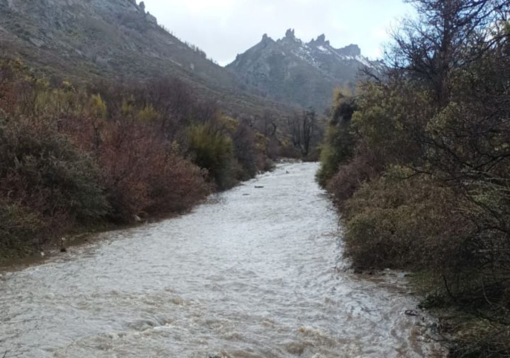 Parques foto Las lluvias intensas anegaron caminos y elevaron el nivel de arroyos en la zona cordillerana. Imagen: Parque Nacional Nahuel Huapi