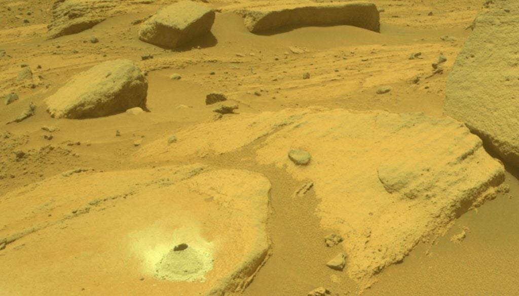 Muestras de rocas del rover Perseverance Marte El rover Perseverance ha realizado 13 zonas de abrasión en Lac de Charmes para estudiar la composición y estructura de distintas rocas marcianas. Imagen: NASA.