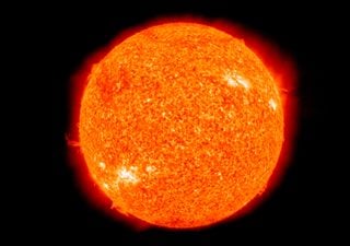 O Sol continua a perder energia, como pode isso afetar-nos?