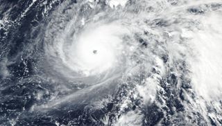 El súper tifón Halong: uno de los más intensos de 2019