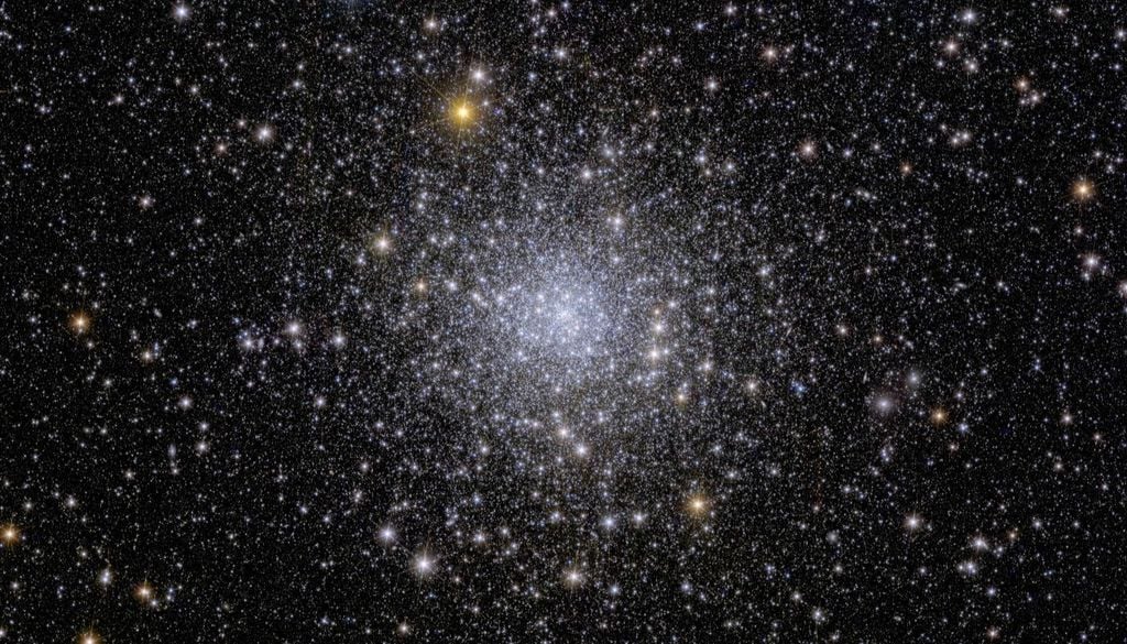 Euclid revela miles de galaxias del cúmulo de Perseo, ofreciendo nuevos datos sobre materia oscura y evolución del Universo. Crédito: ESA.
