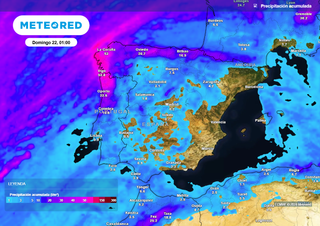 Entre el miércoles y el jueves el anticiclón tendrá una 'fuga' en España: un frente acabará en DANA con lluvias y nieve