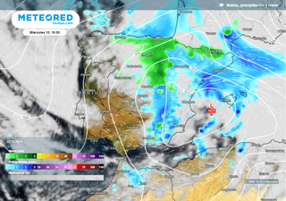 El tiempo en España la próxima semana: una borrasca mediterránea podría dejar un temporal de lluvia, nieve y mar