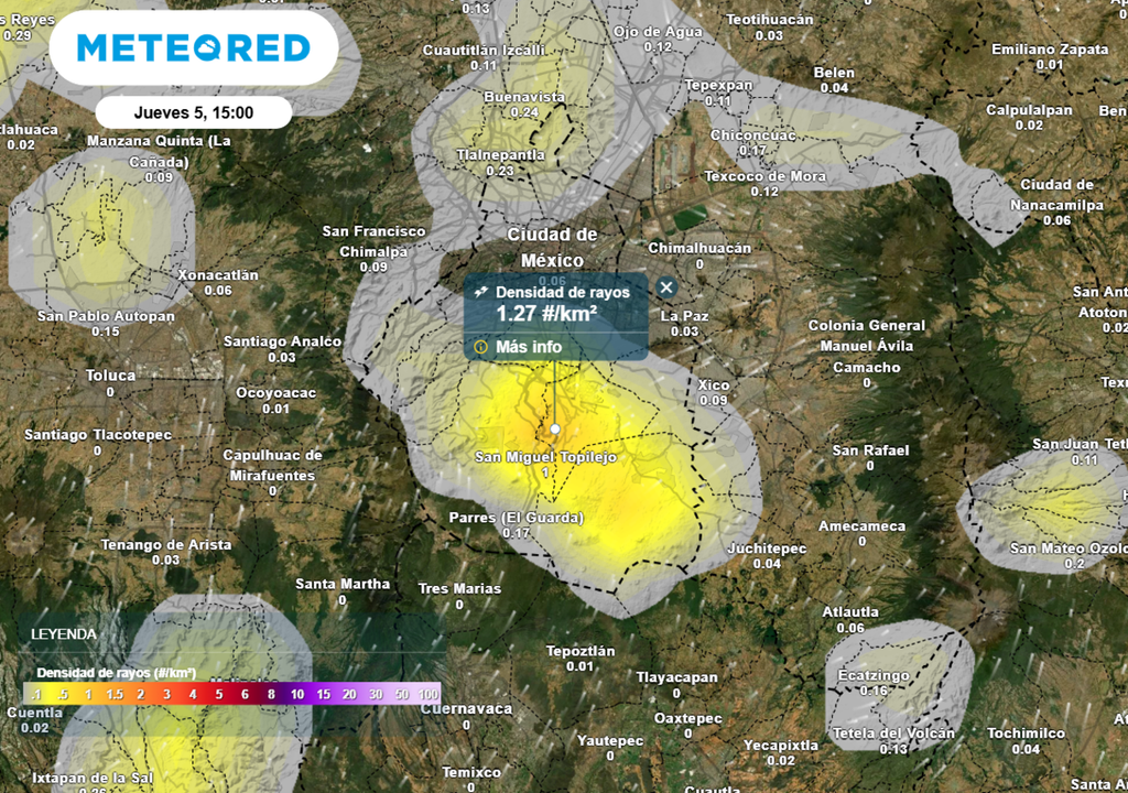 Si escuchas un trueno refúgiate de inmediato en un edificio o en tu casa. en promedio fallecen alrededor de 230 mexicano al año debido al impacto de rayos.