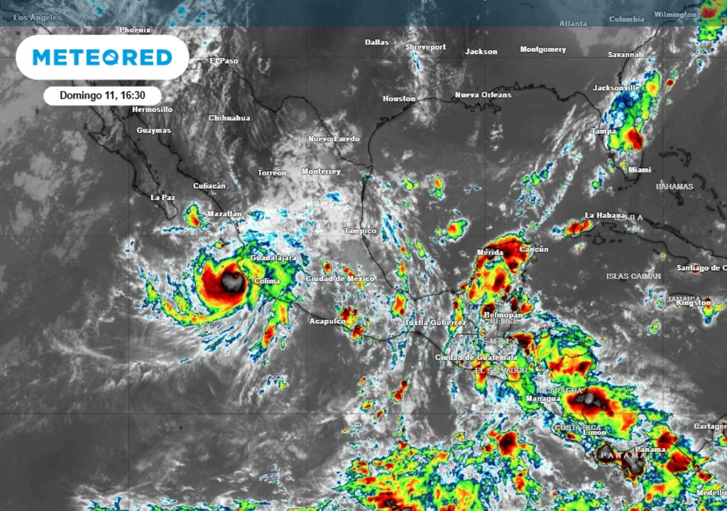 Rain La circulación de "Simon" continuará generando lluvias intensas.