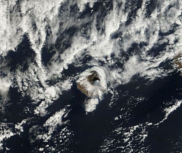 El Volcán Fogo, En Cabo Verde, Ha Entrado En Erupción