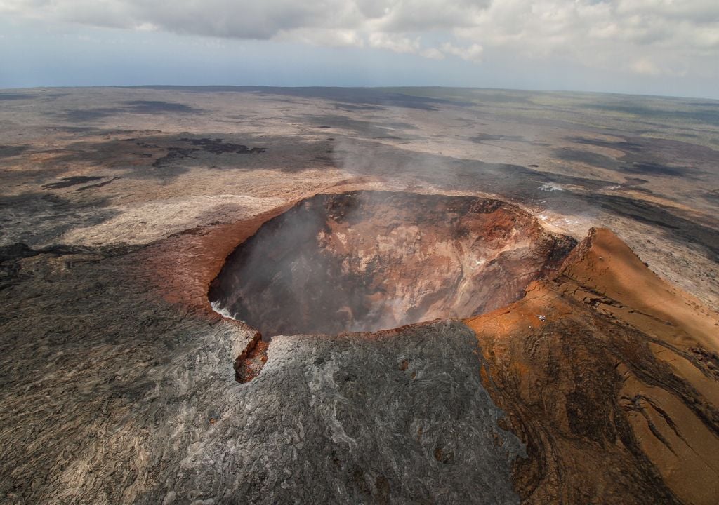 Cratère du volcan Mauna Loa, Hawaii.