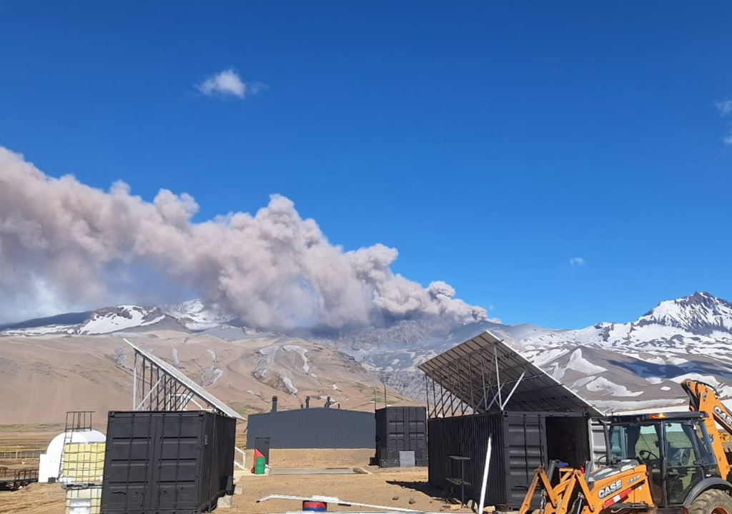 Volcán Planchón - Peteroa Volcán Planchón - Peteroa