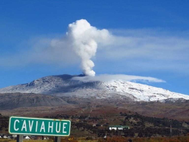 Volcán Copahue alerta naranja Caviahue Volcán Copahue alerta naranja Caviahue