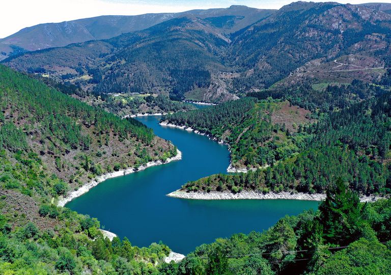 Embalse de Doiras, en el rio Navia, oeste de Asturias, donde se han recogido precipitaciones muy importantes para agosto. Embalse de Doiras, en el rio Navia, oeste de Asturias, donde se han recogido precipitaciones muy importantes para agosto.