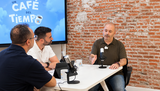 Rub&eacute;n del Campo, portavoz de la AEMET, en un Caf&eacute; del Tiempo : "los avisos rojos representan menos del 0,5 % del total"