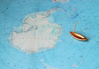 Something We Use Every Day, and It Shouldn't Be There, Has Appeared in the Snow of Antarctica