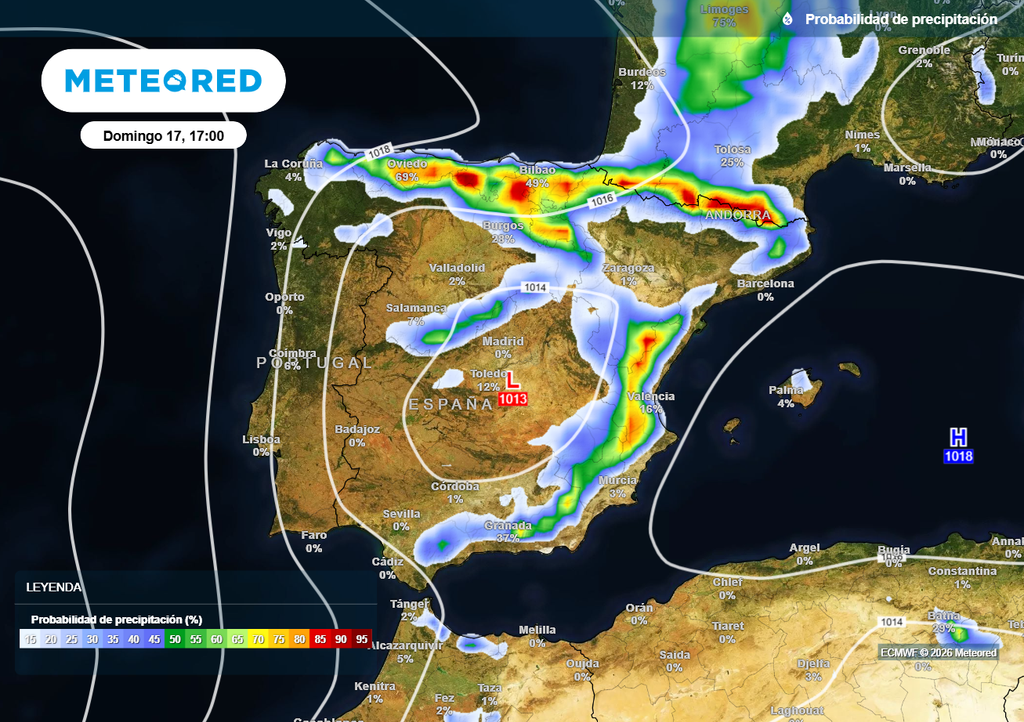 Las tormentas serán más probables en el norte y este. La baja térmica favorecerá las convergencias en superficie.
