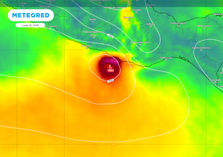 En las próximas 24 horas el huracán John impactará el sur de México como huracán mayor