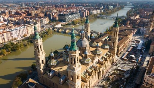 En torno a las 17 horas de hoy y ma&ntilde;ana la ciudad de Zaragoza podr&aacute; llegar a los 42 &ordm;C