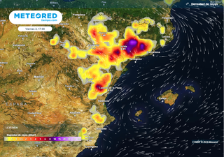 En unas horas estallarán fuertes tormentas con posibles reventones y granizo grande en estas 4 comunidades