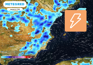 En unas horas las nubes convectivas dejarán fuertes tormentas con granizo en la Comunidad Valenciana y Región de Murcia