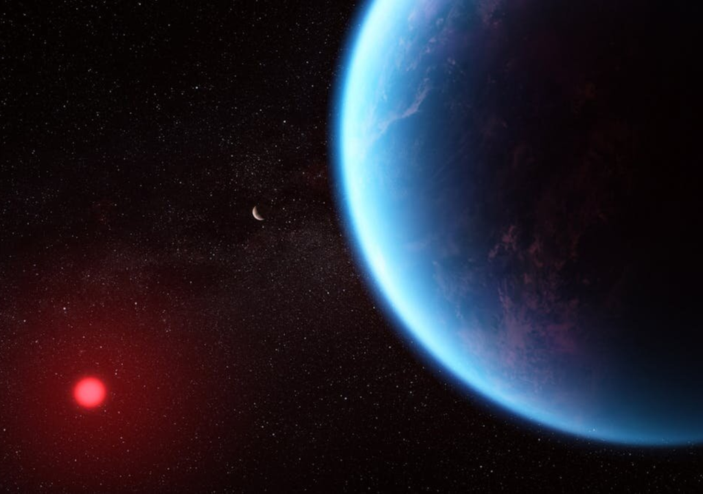 Exoplaneta K2-18b orbita uma anã vermelha em sua zona habitável e possui moléculas essenciais a vida em sua atmosfera.