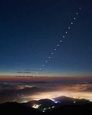 Encuentro de la luna y la estrella matutina 
