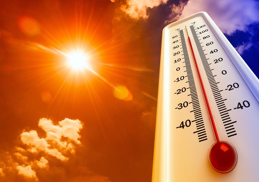 termómetro y temperaturas elevadas