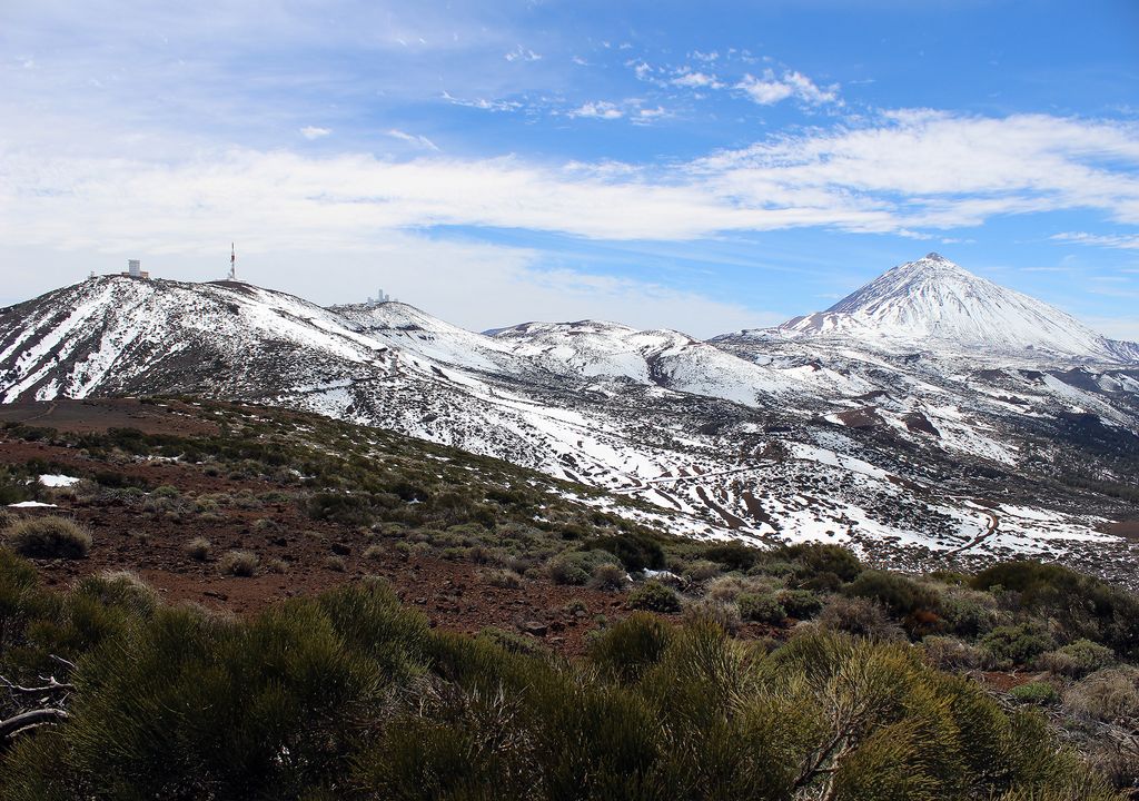 Zona de Izaña y al fondo el pico del Teide.