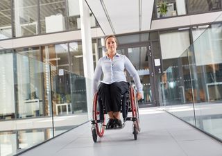 Medicamento experimental devolve mobilidade a tetraplégicos; entenda como cientistas da UFRJ chegaram a polilaminina