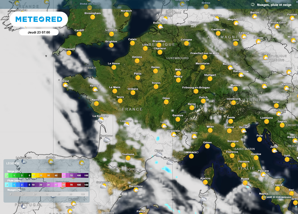 Ce jeudi matin, le soleil sera déjà bien présent sur les deux-tiers Nord de la France. Il restera encore de rares averses du Massif Central au Golfe du Lion.