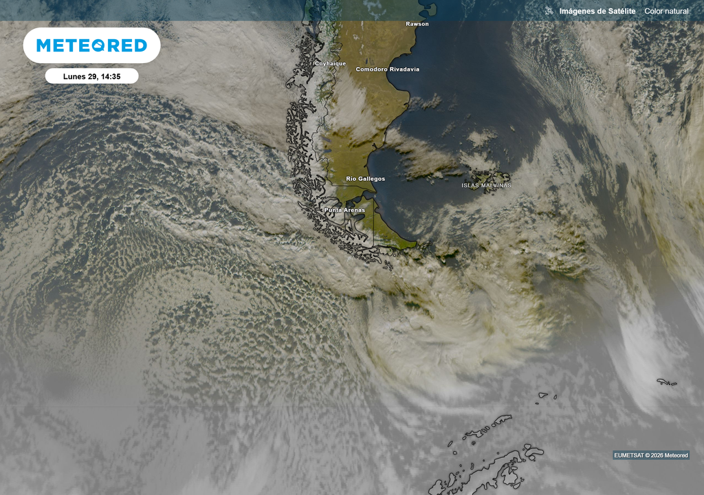 El frente frío que está afectando durante el lunes hoy a Tierra del Fuego y el sur de Santa Cruz será el responsable del ingreso de aire polar al resto del país en los próximos días.