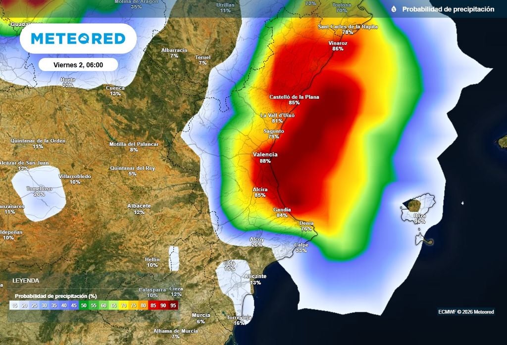 Durante la madrugada y mañana por la mañana las tormentas se podrían reactivar en el entorno del golfo de Valencia.