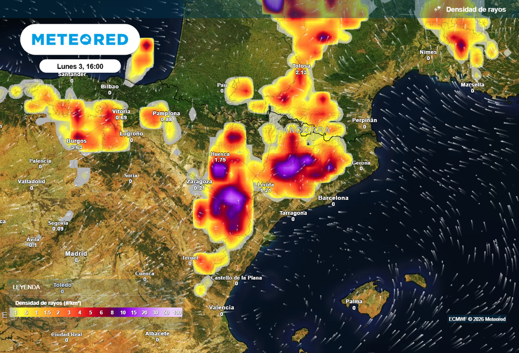 La actividad eléctrica será importante en el noreste durante la tarde de este lunes. Algunos núcleos pueden presentar un alto grado de organización.