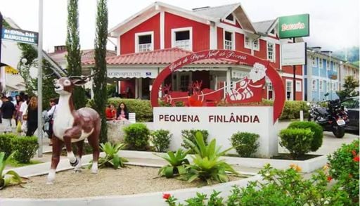 Entre Rio e SP, a 'Pequena Finl&acirc;ndia' do Brasil tem Papai Noel o ano inteiro, sauna e cachoeiras