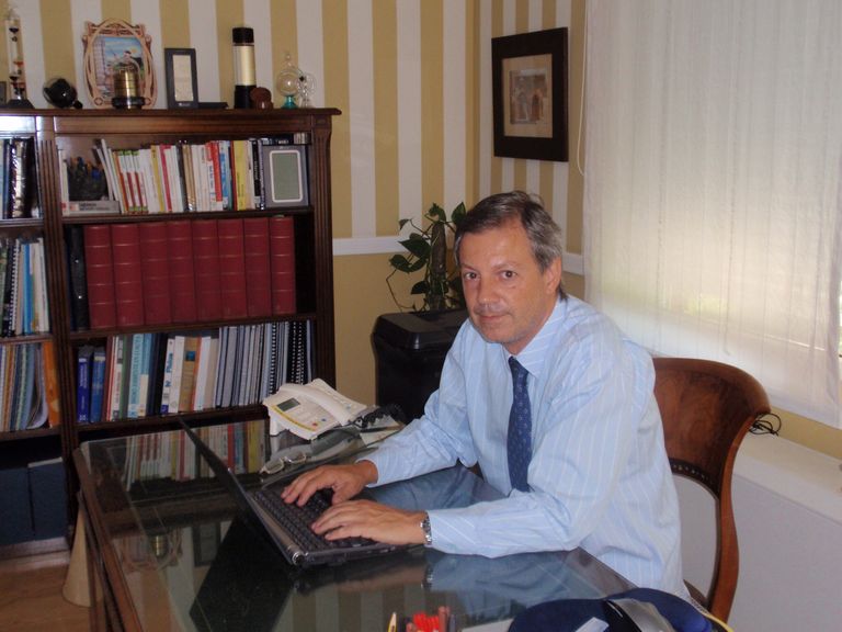 Entrevista Del Mes: Dr. José Luis Sánchez Entrevista Del Mes: Dr. José Luis Sánchez