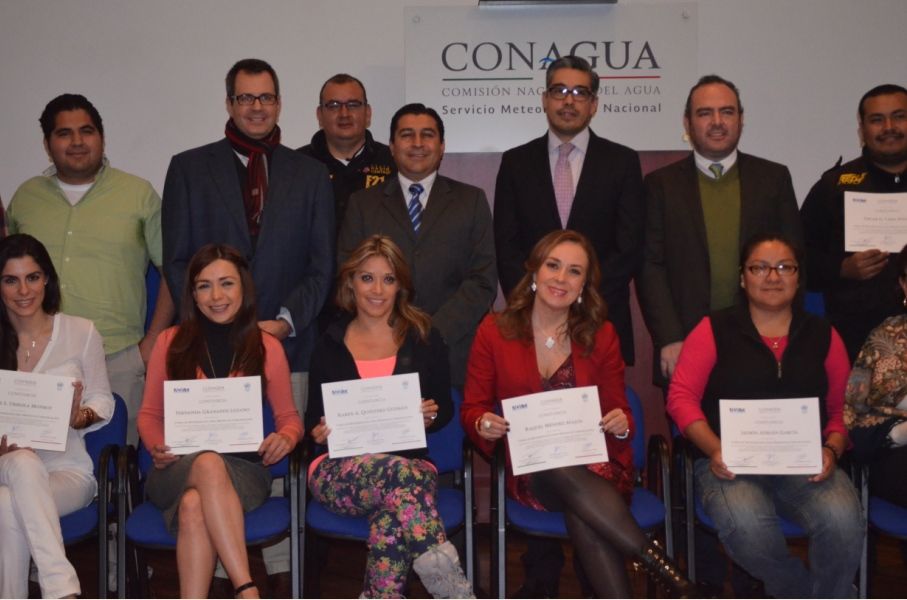 Acto de clausura de un Curso a Mdios impartido en el SMN de México en diciembre de 2014, en el marco del Proyecto MoMet. 