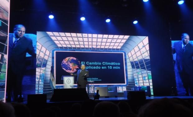 Entrevista Del Mes: Mauricio Saldivar