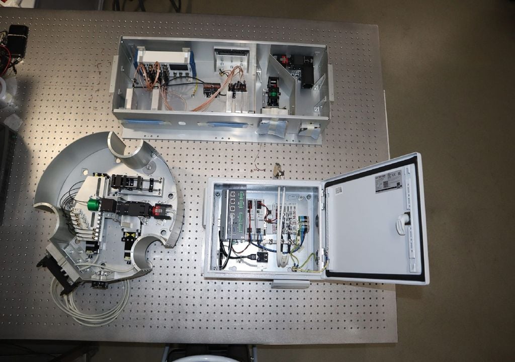 Componentes do telescópio PoET Componentes do telescópio PoET desenvolvidos nos laboratórios da Faculdade de Ciências da Universidade de Lisboa. Foto: ULisboa