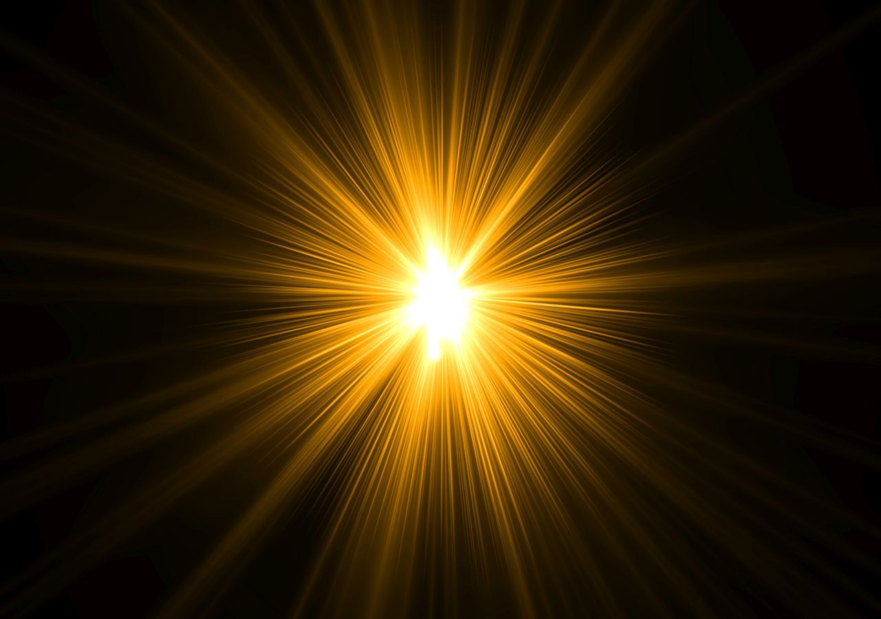 Ein Stern explodiert und ist danach trotzdem noch existent.