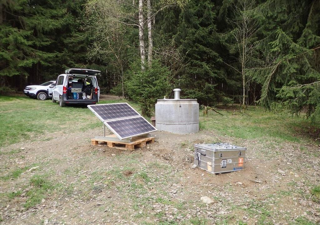 Messstation an der Bohrung S2 Tisova/Klingenthal Messstation an der Bohrung S2 Tisova/Klingenthal. Bild: P. Büyükakpinar/GFZ