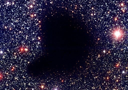 Erstmals Ionisation von Dunkelwolke gemessen: Wie Forschende die unsichtbare Energie der Sternentstehung ermitteln